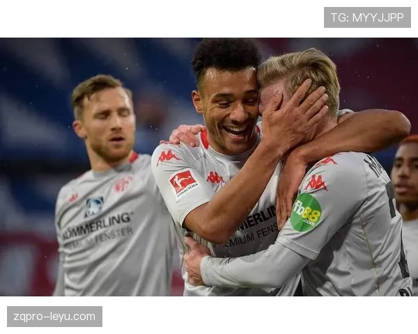 科隆队定位球战术显威力，状态回暖剑指新赛季佳绩